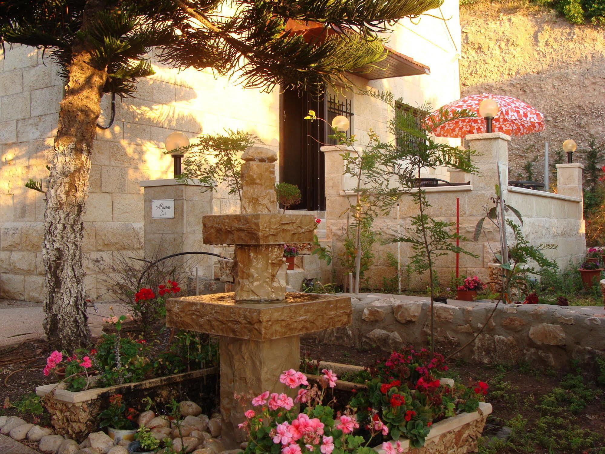 Tamer Guest House Haifa Exteriör bild
