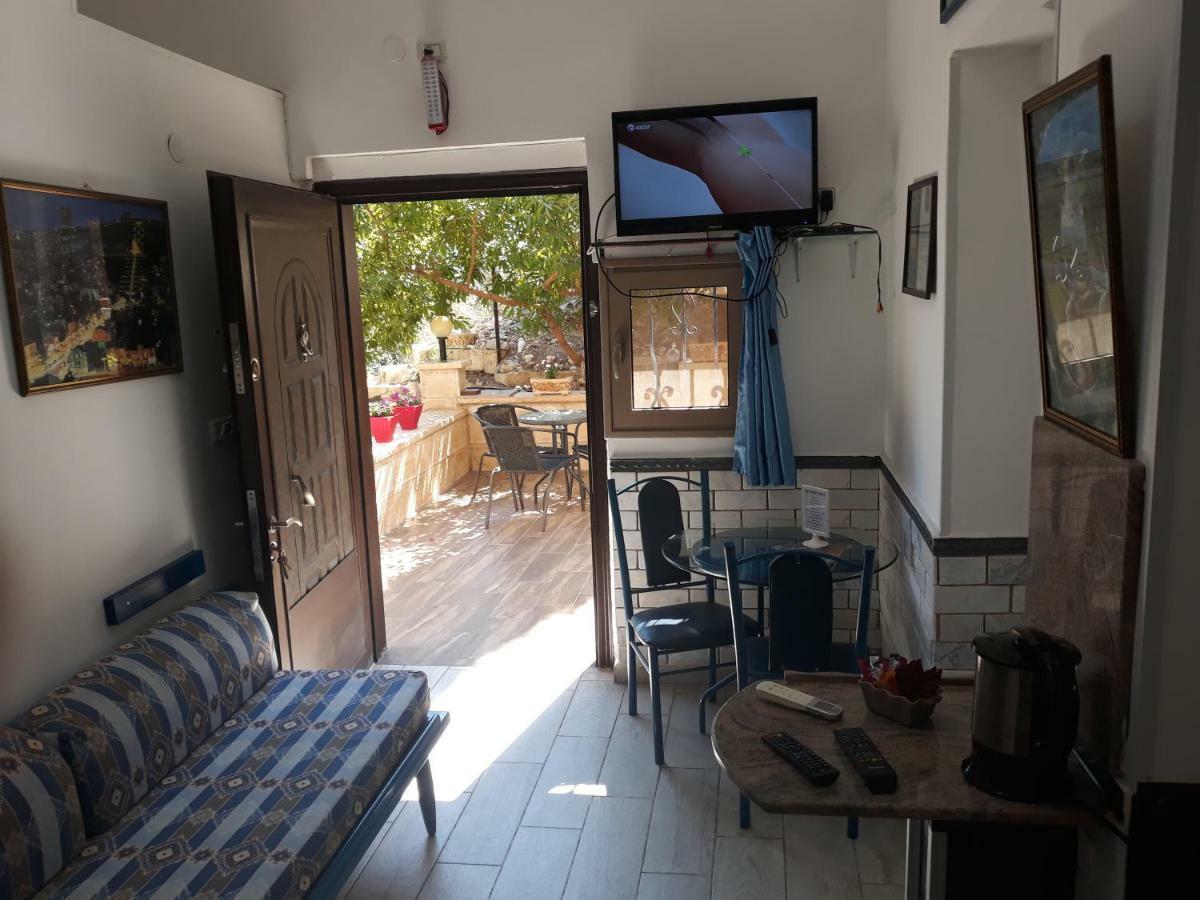 Tamer Guest House Haifa Exteriör bild